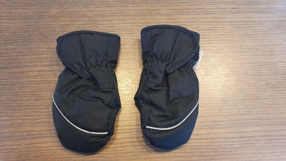 Продам детские варежки