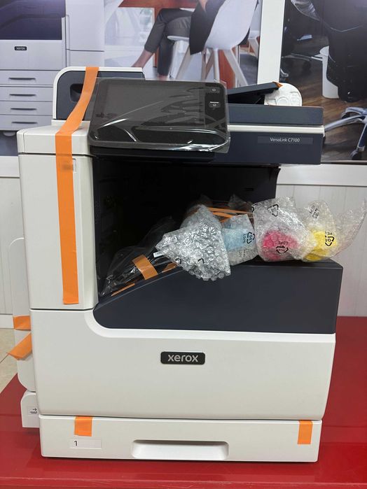 Ko'p funktsiyali qurilma МФУ Xerox VersaLink C7120