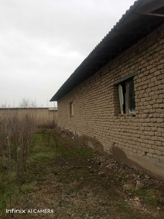 Fayzli uy sotilmoqda