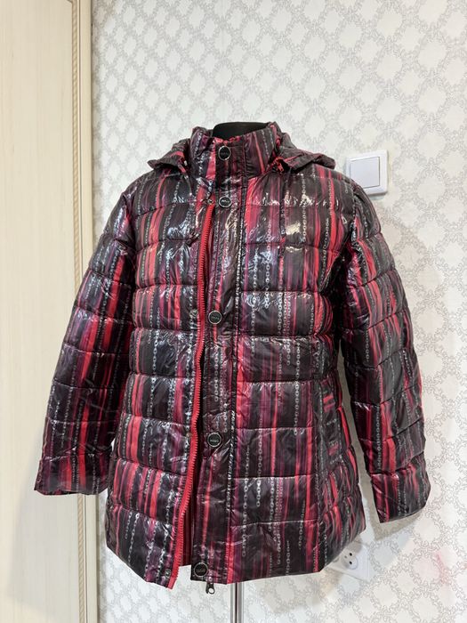 Отдам куртки весна зима осень