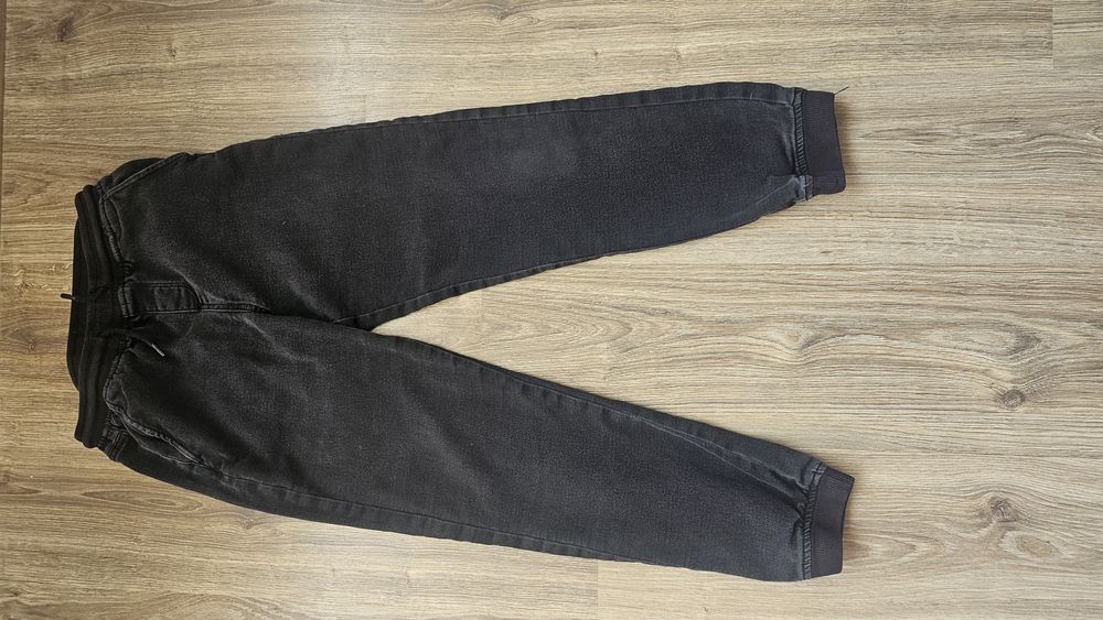 Два чифта дънки  Pepperts,обща цена 20 лв.