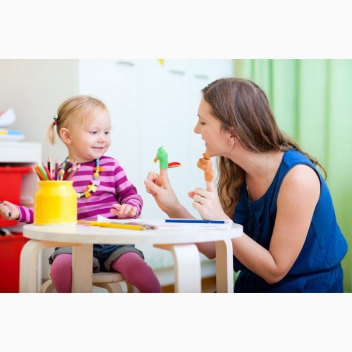 Услуги няни и сиделки. Девушка умная чистоплотная честная