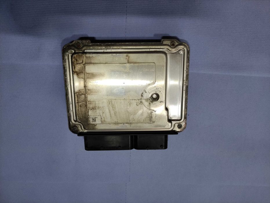 Ecu calculator motor volkswagen vw passat b7 CFFB cod 03l907309ae