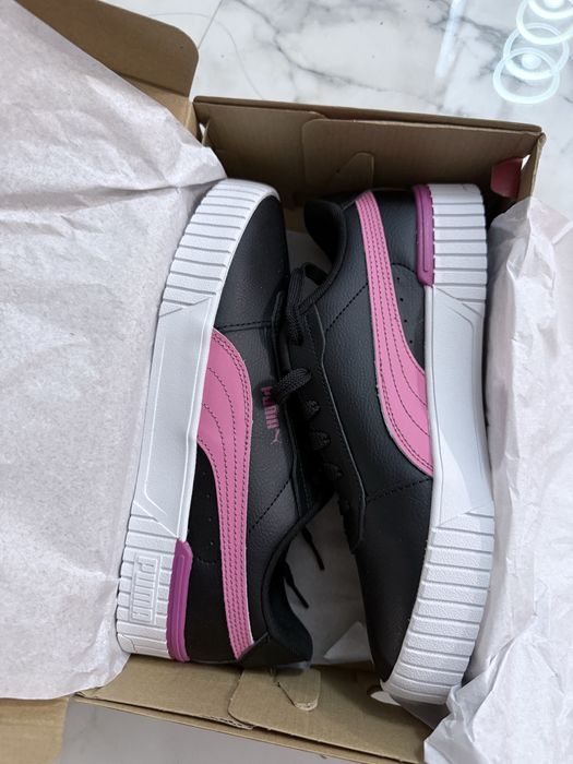 Adidasi Puma marimea 39 25 de cm