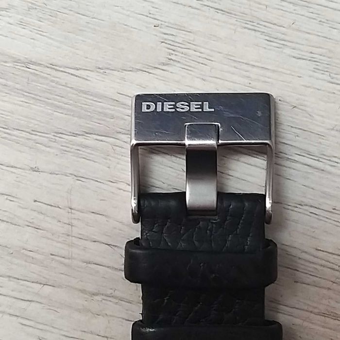 Diesel часовник оригинален
