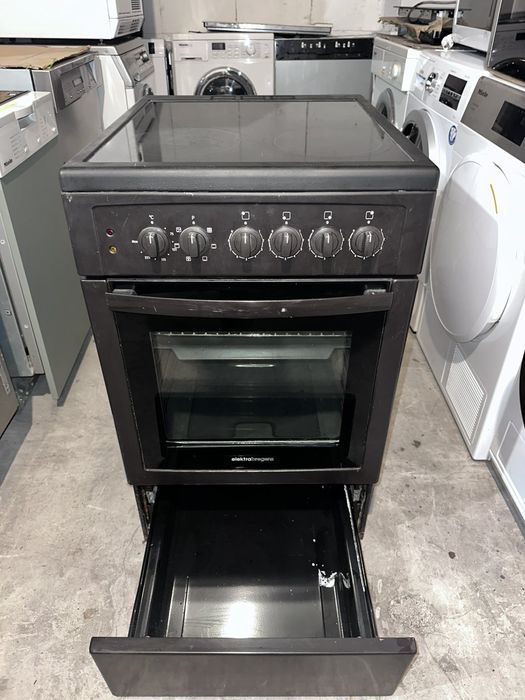 Печка +гаранция. Конвекция. Керамичен плот. Безплатна доставка в София