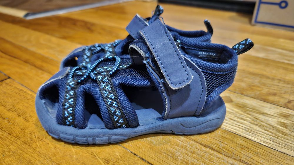 Sandalute copii, marimea 25, noi