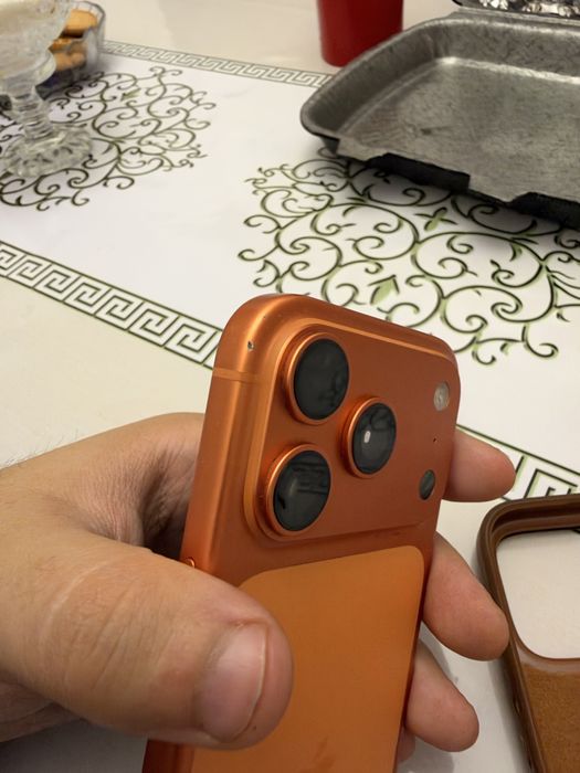 Iphone 17 pro Orange E-Sim