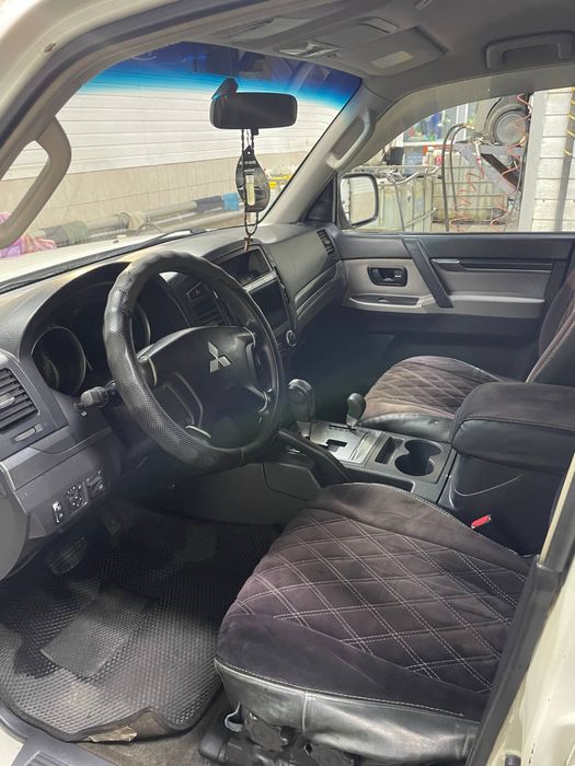 Mitsubishi Pajero 4, 2007г
