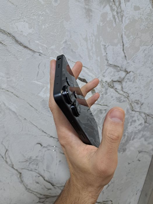 Redmi note 13 память 12/256gb идеал состояние