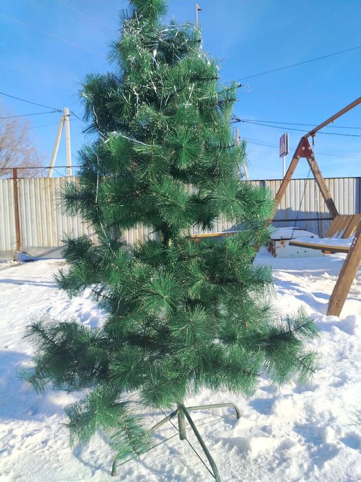 Продам ёлка искуственный