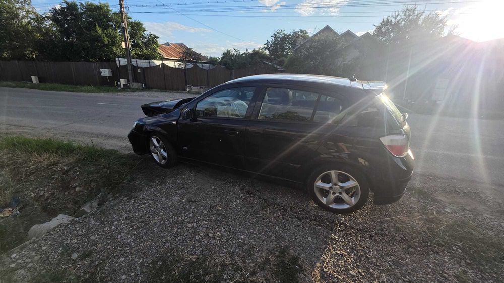 Vand opel astra h lovit