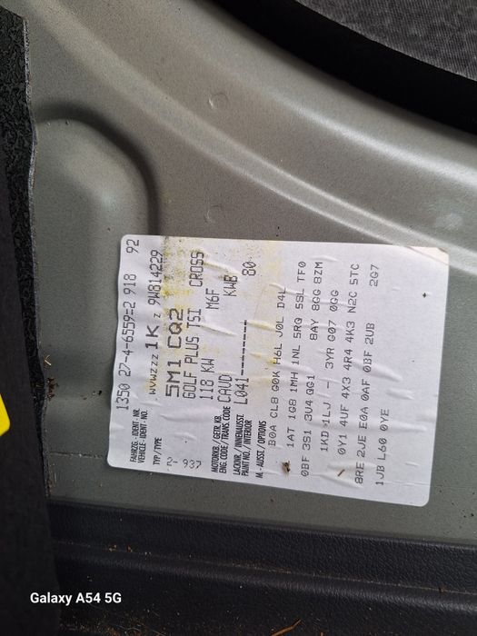 Dezmembrez VW Golf 5 Plus CROSS 1.4 tsi CAV  culoare LO41