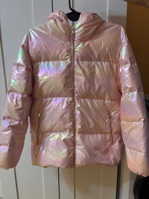 Продавам дамско яке