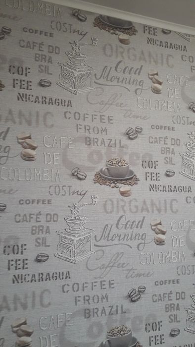 Поклейка обоев качественно