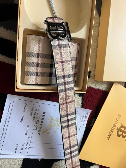 Set Burberry London Curea + Portofel