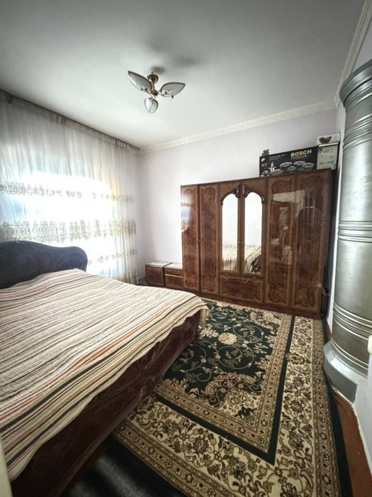 Uy sotiladi 7 sotix islom ota masjidini orqasida