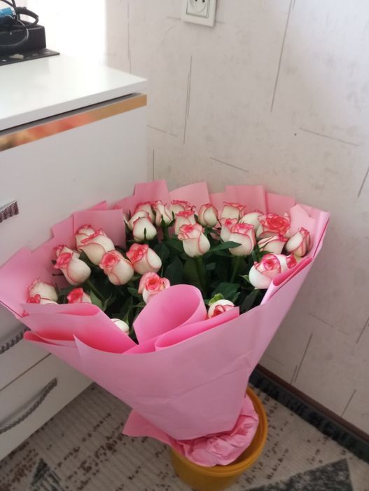 Розовый 35шт роза