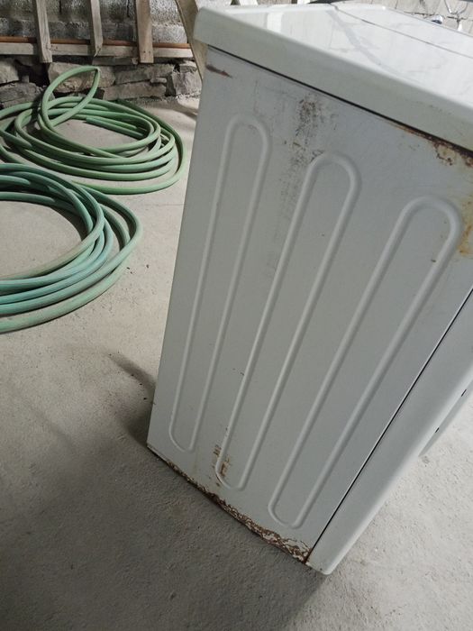 Продаётся стиральная машина