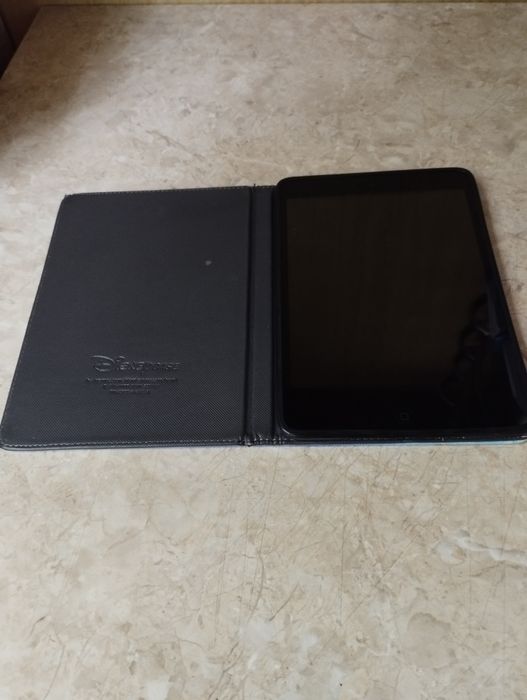 Продам Айпад мини