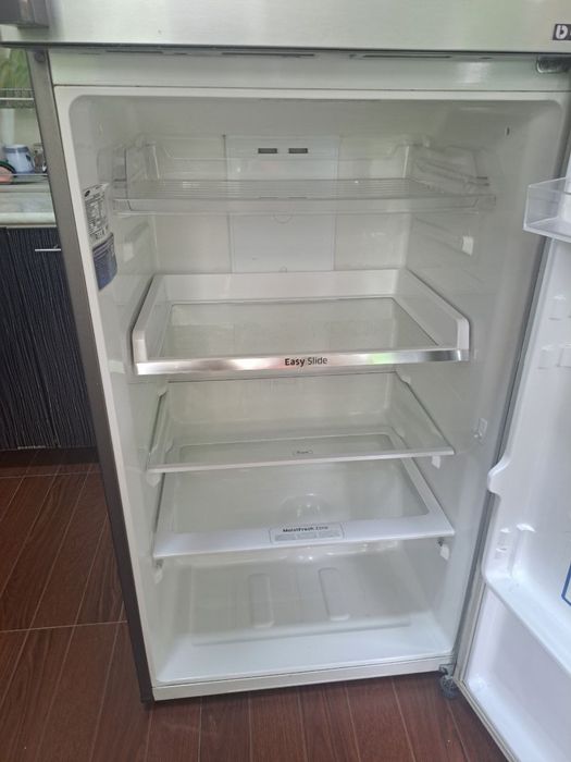 Холодилник Samsung 363L