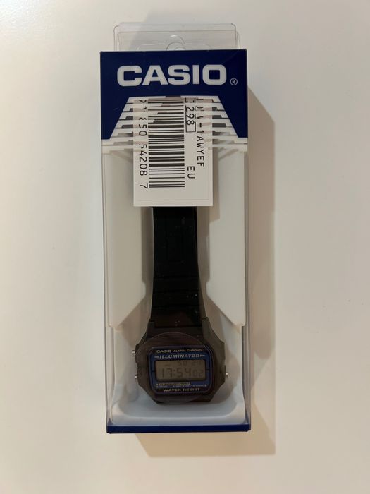 Casio F-105W-1AWYEF