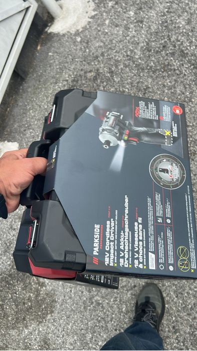 Drujba cu acumulator 20v 4 amp smart