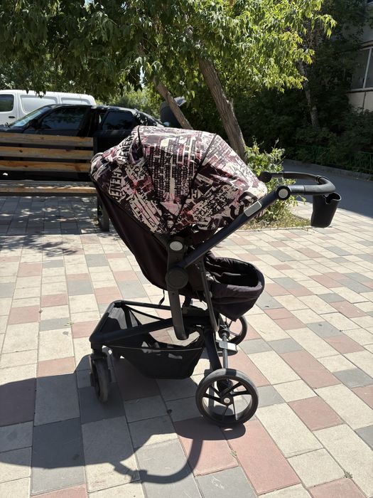 Продам детскую коляску