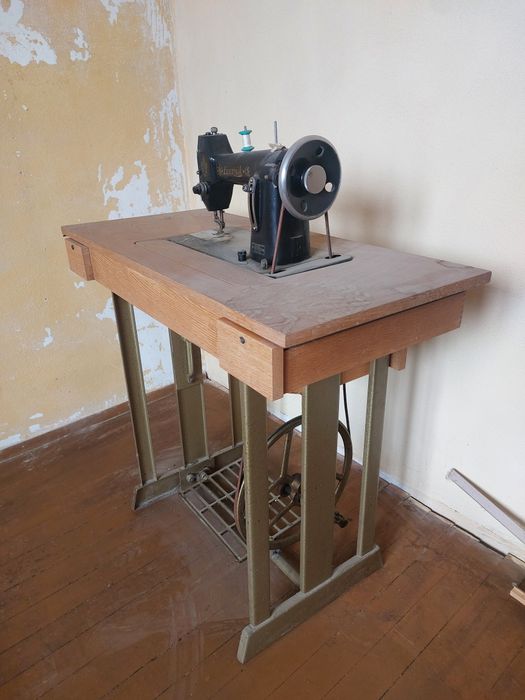 Крачна шевна машина  Lucznik