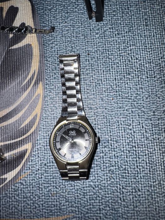 Продам наручные часы Q&Q, полностью рабочие