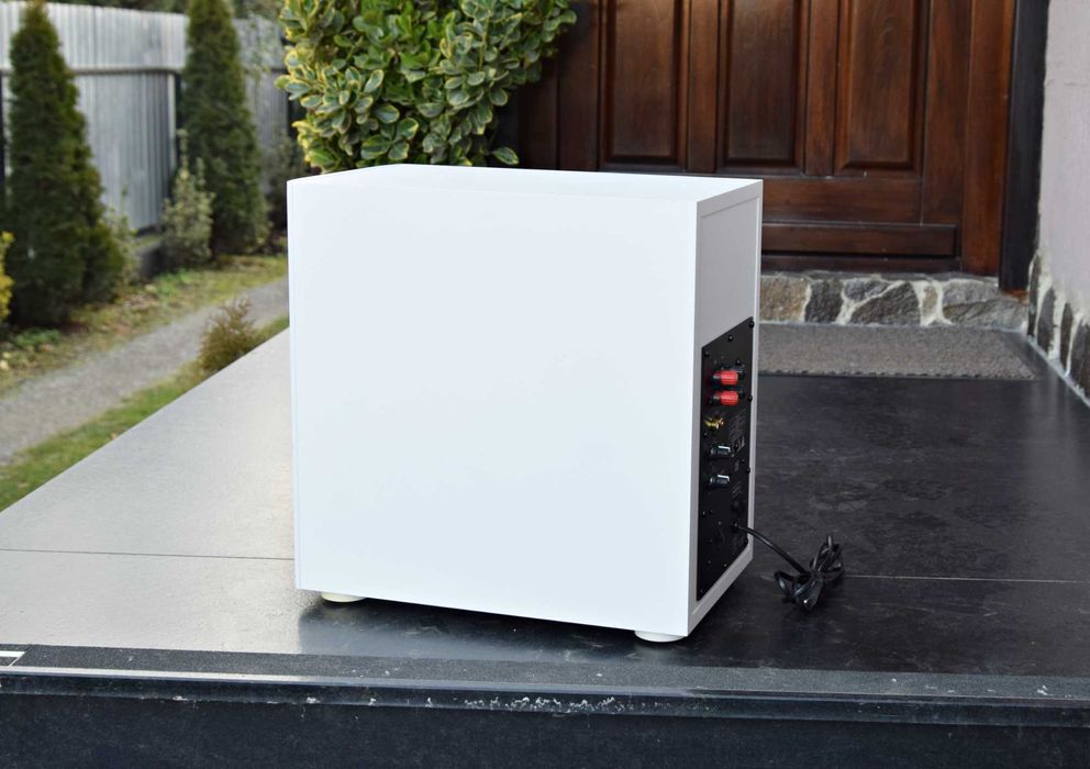 Subwoofer activ Canton M 240