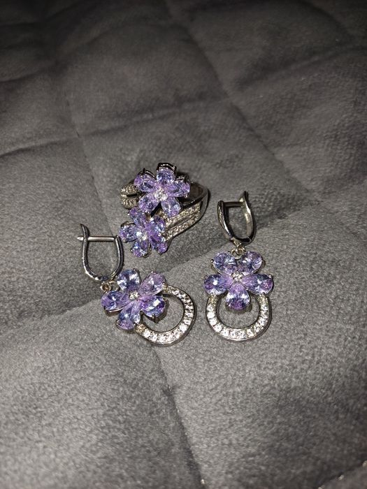 Серьги и кольцо в серебре