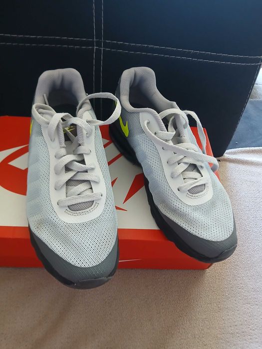 Маратонки    Nike Air Max