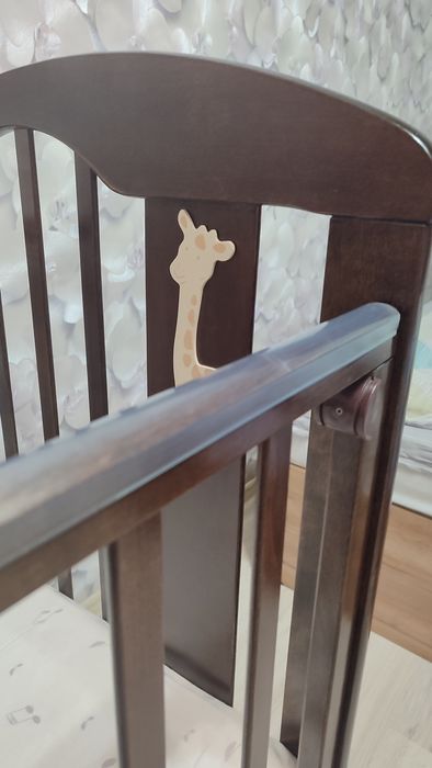 Продам детскую кроватку