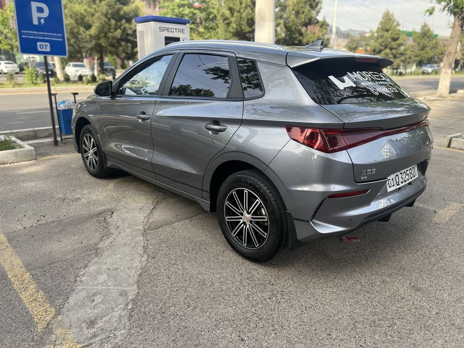 BYD E 2 Mokriy Kraska Toza.. Probek 51.000 Xolati yaxwi