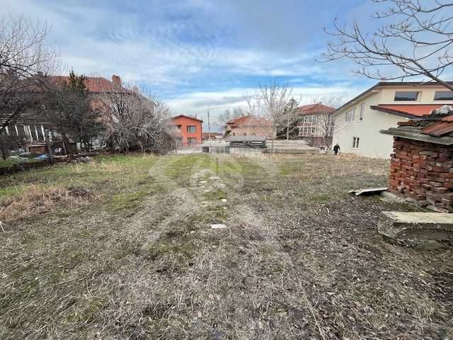 Продава се Парцел в с. Брестник, Област Пловдив - 1006 кв.м за 184 €/кв.м - Снимка #1