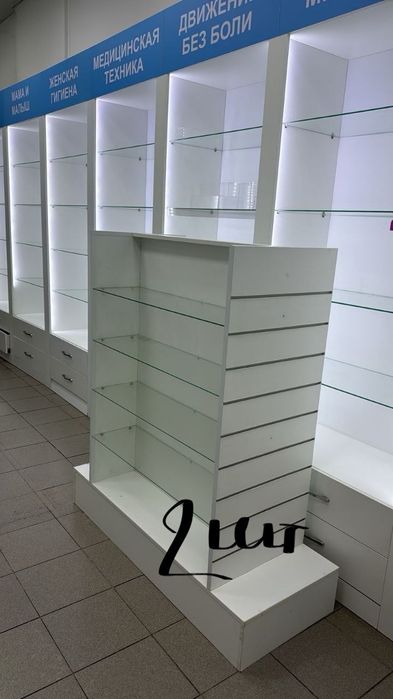Продам аптечную мебель
