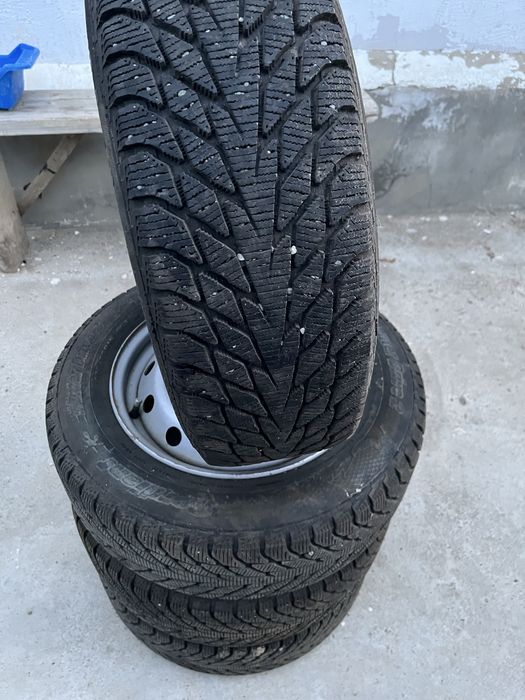 Продам комплект липучек на дисках.