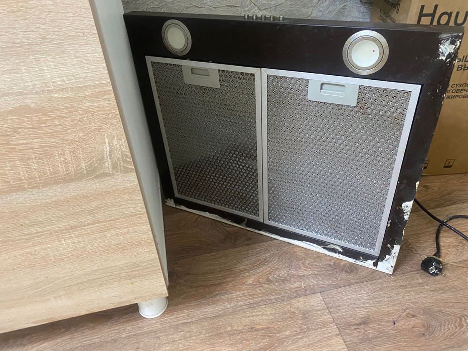 продам кух гарнитур и газ плиту