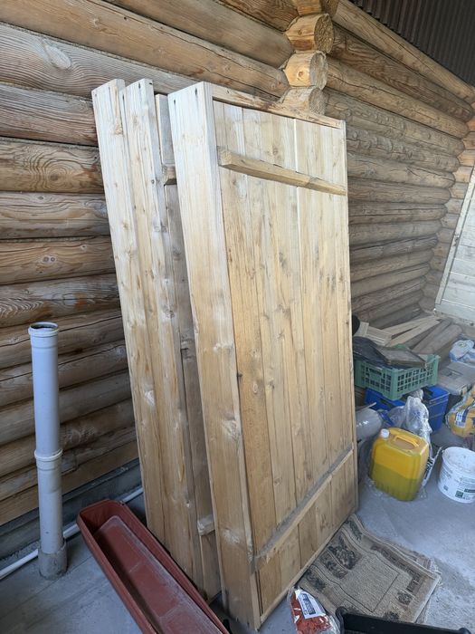 Продам деревянные двери