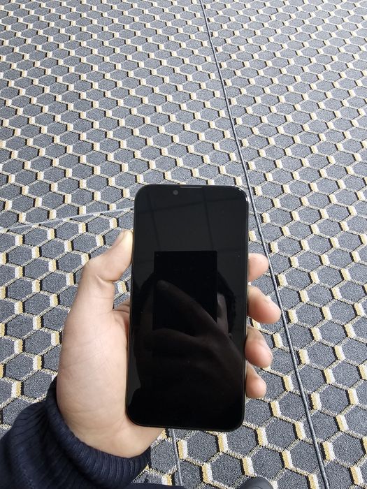 IPhone 13 pro holati zor