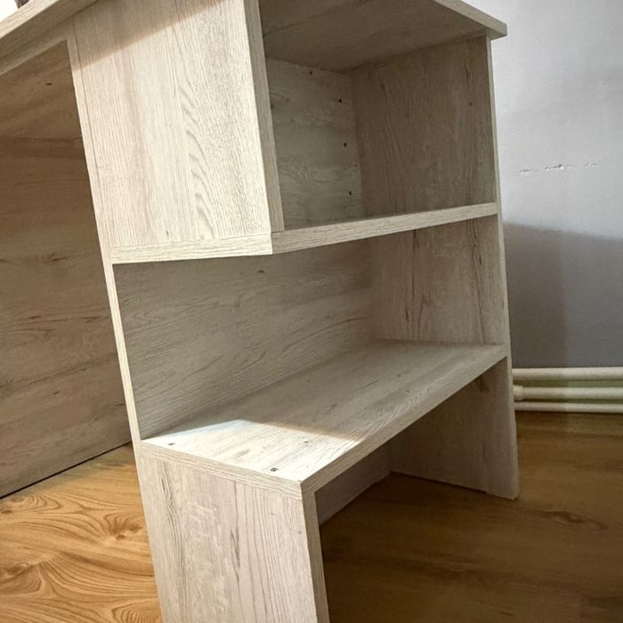 Birou de vânzare din pal melaminat decor lemn