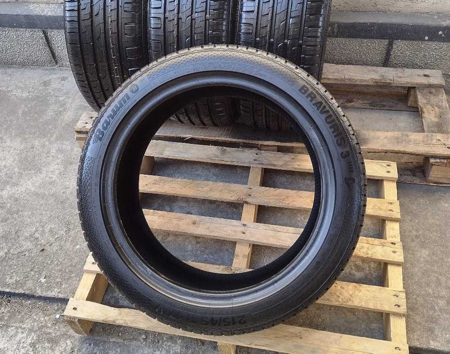 Cauciucuri de vara 215 45 R17  Barum profil Nou