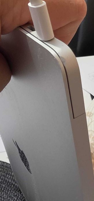 MacBook Air 13" 2020 - i3 8Gb - 256gb ssd