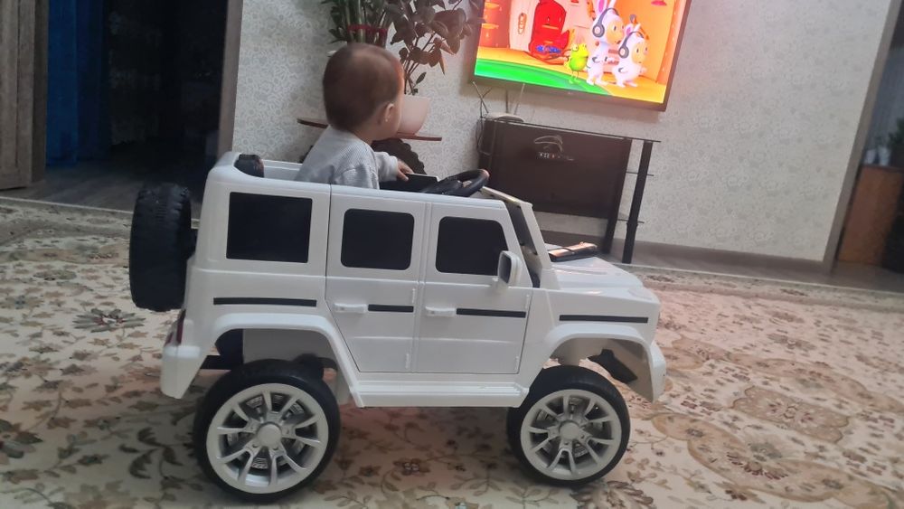 Машина электрическая