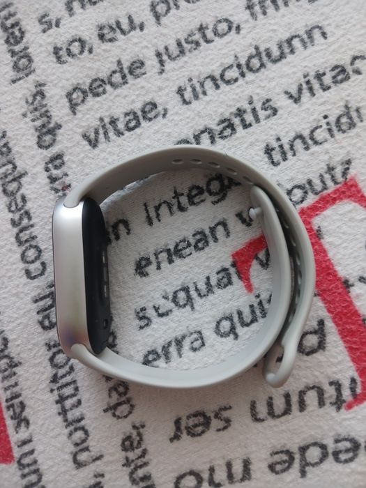 Продам фитнес часы