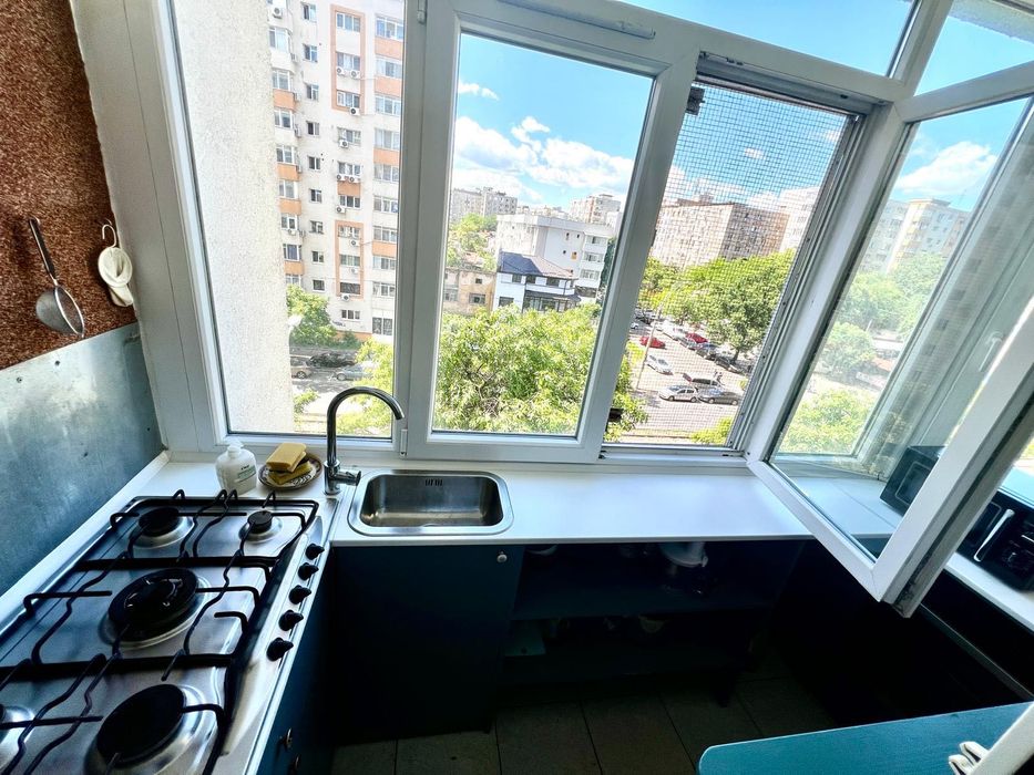 4 camere | 89 mp | Liceul Bolintineanu | Bloc anvelopat | Posibilitate centrală