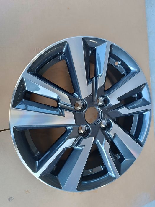 1buc Janta aliaj NISSAN 4x100 R16