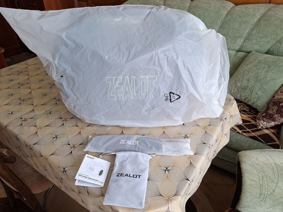 ZEALOT ze21 Нова