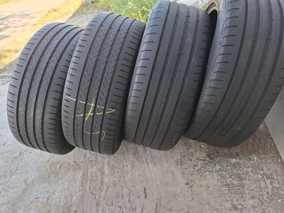 Продам шины. 235/45/19